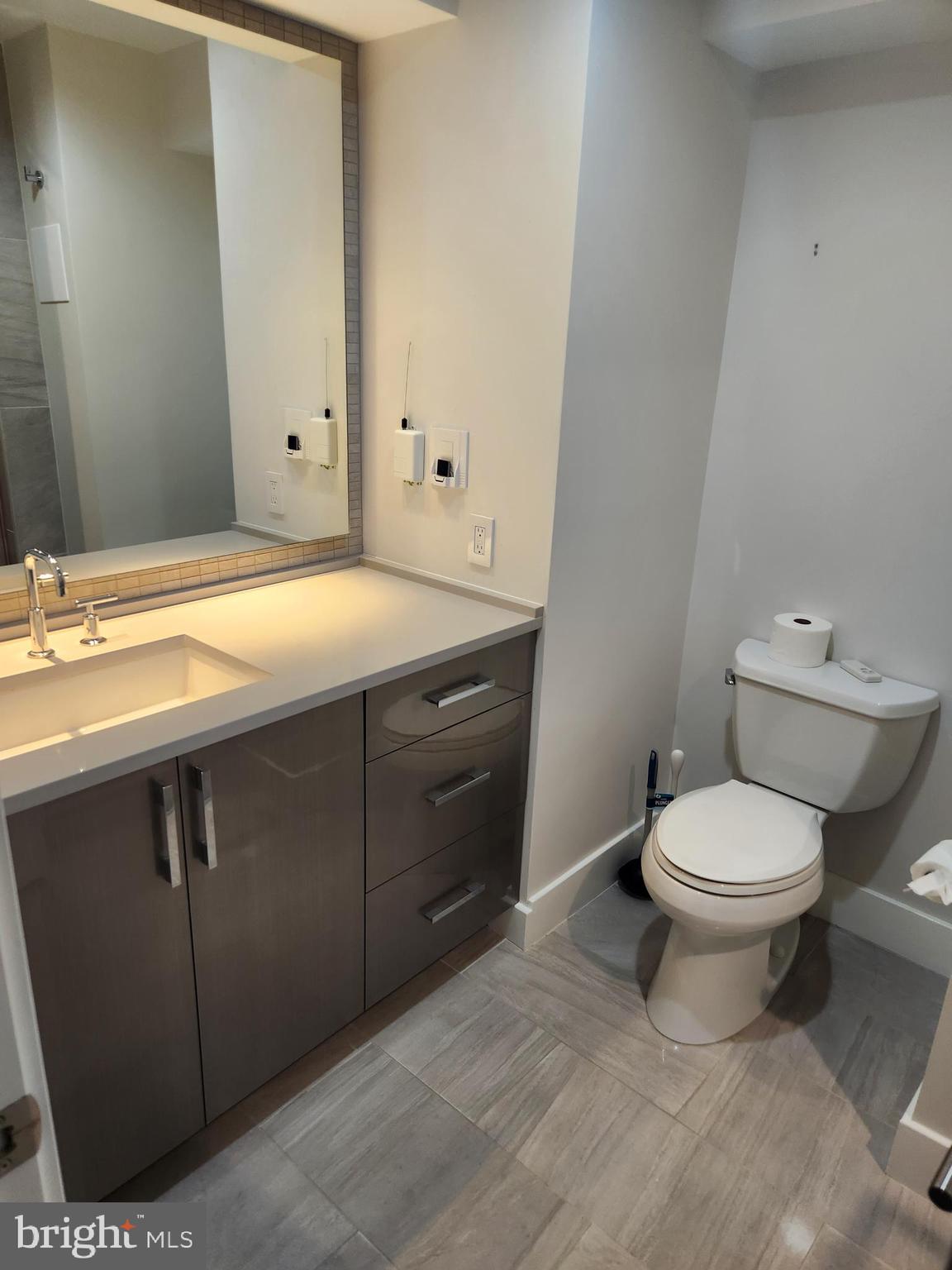 ALTA VISTA CONDO - Residential Lease