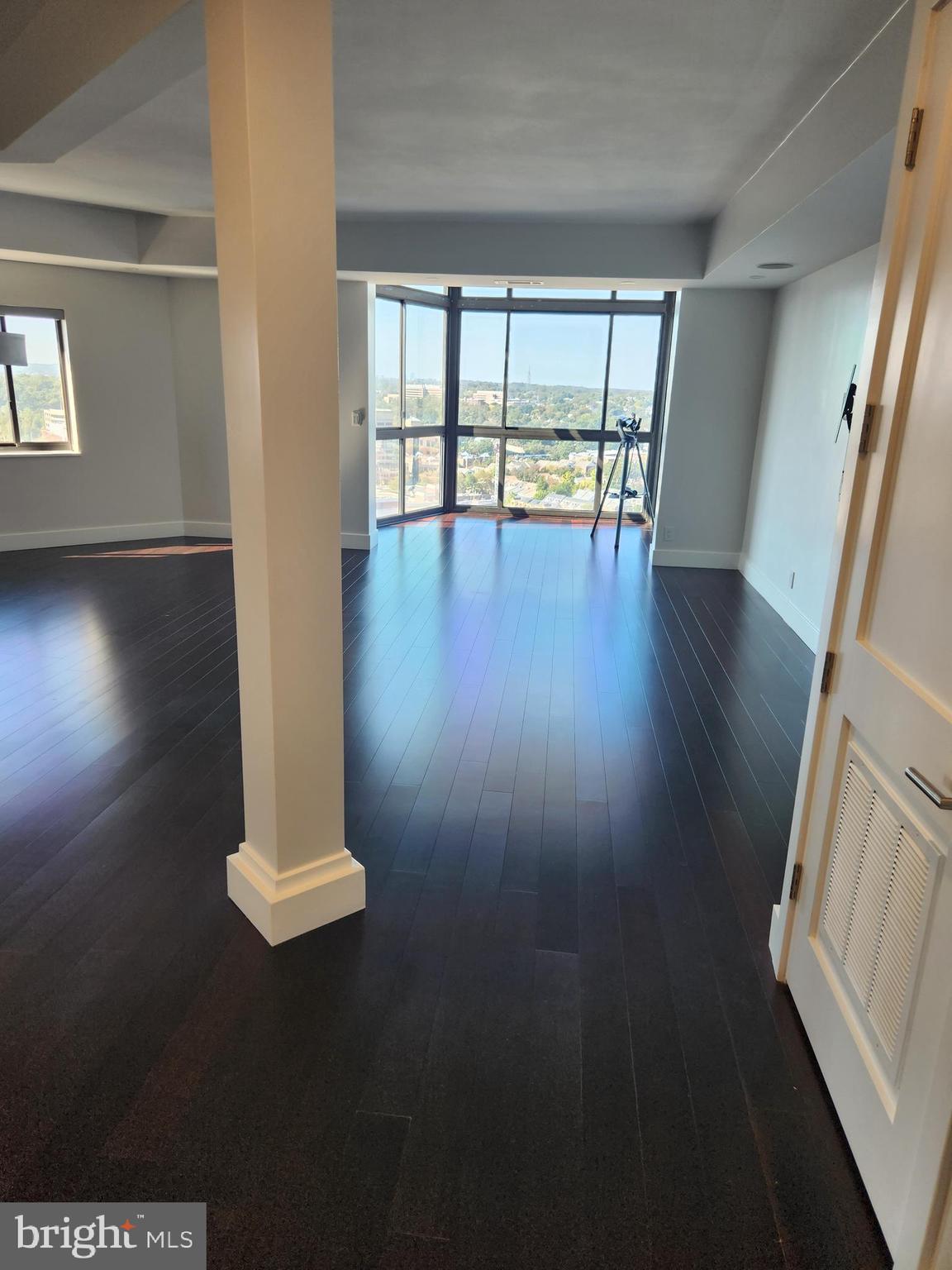 ALTA VISTA CONDO - Residential Lease