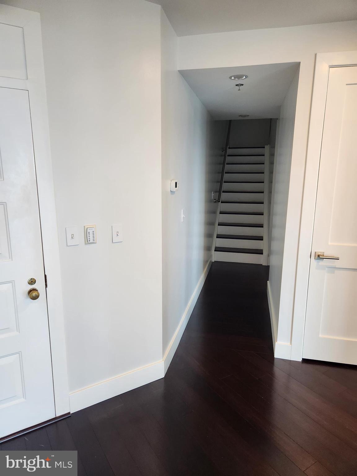 ALTA VISTA CONDO - Residential Lease