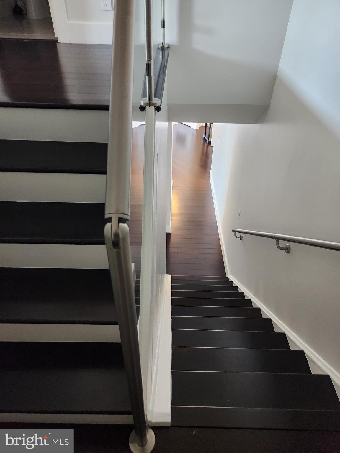 ALTA VISTA CONDO - Residential Lease