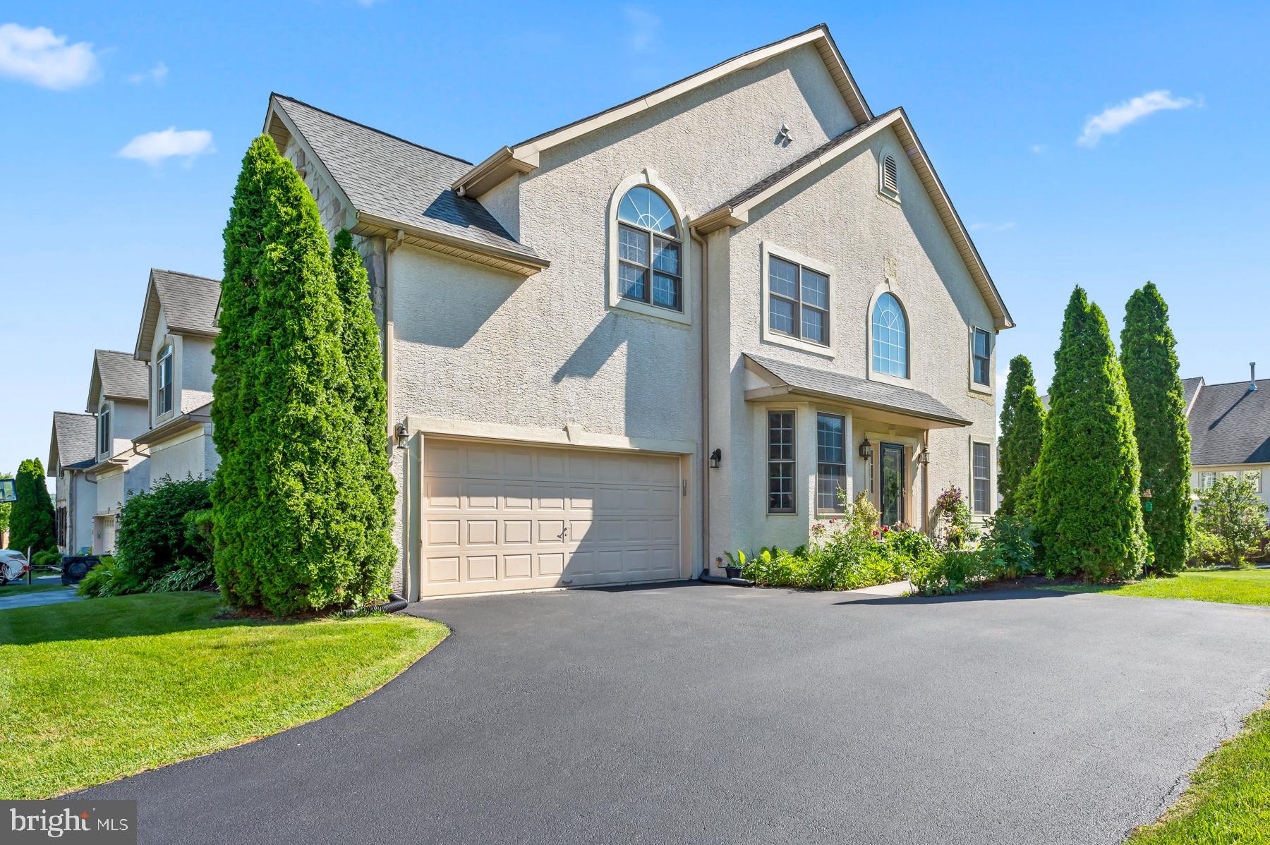 THE CHASE AT MALVE - Residential