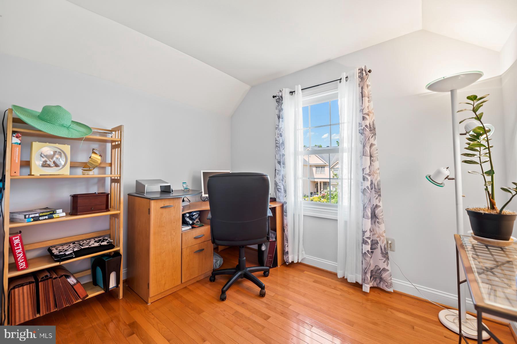 THE CHASE AT MALVE - Residential