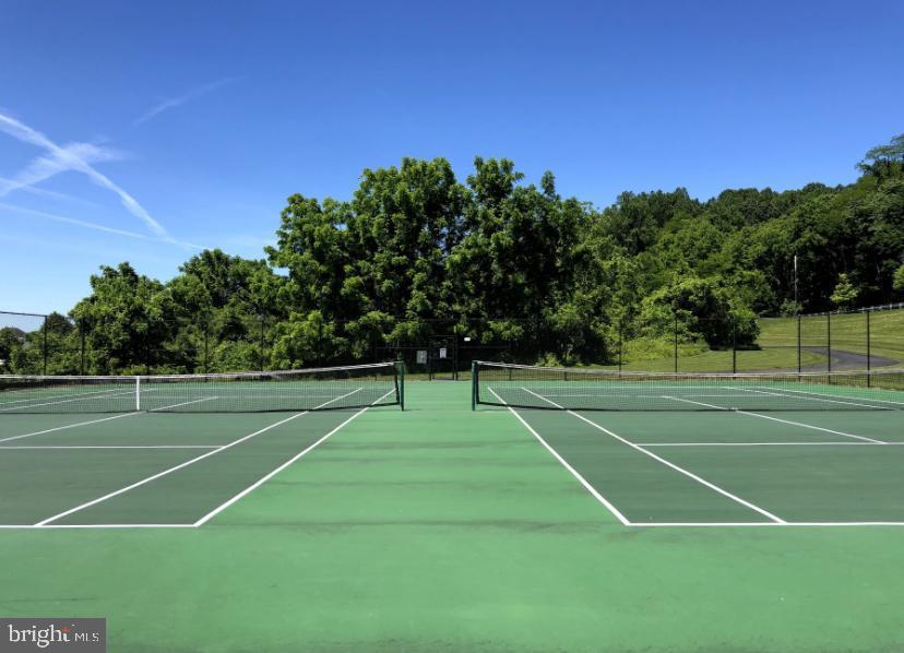 THE CHASE AT MALVE - Residential