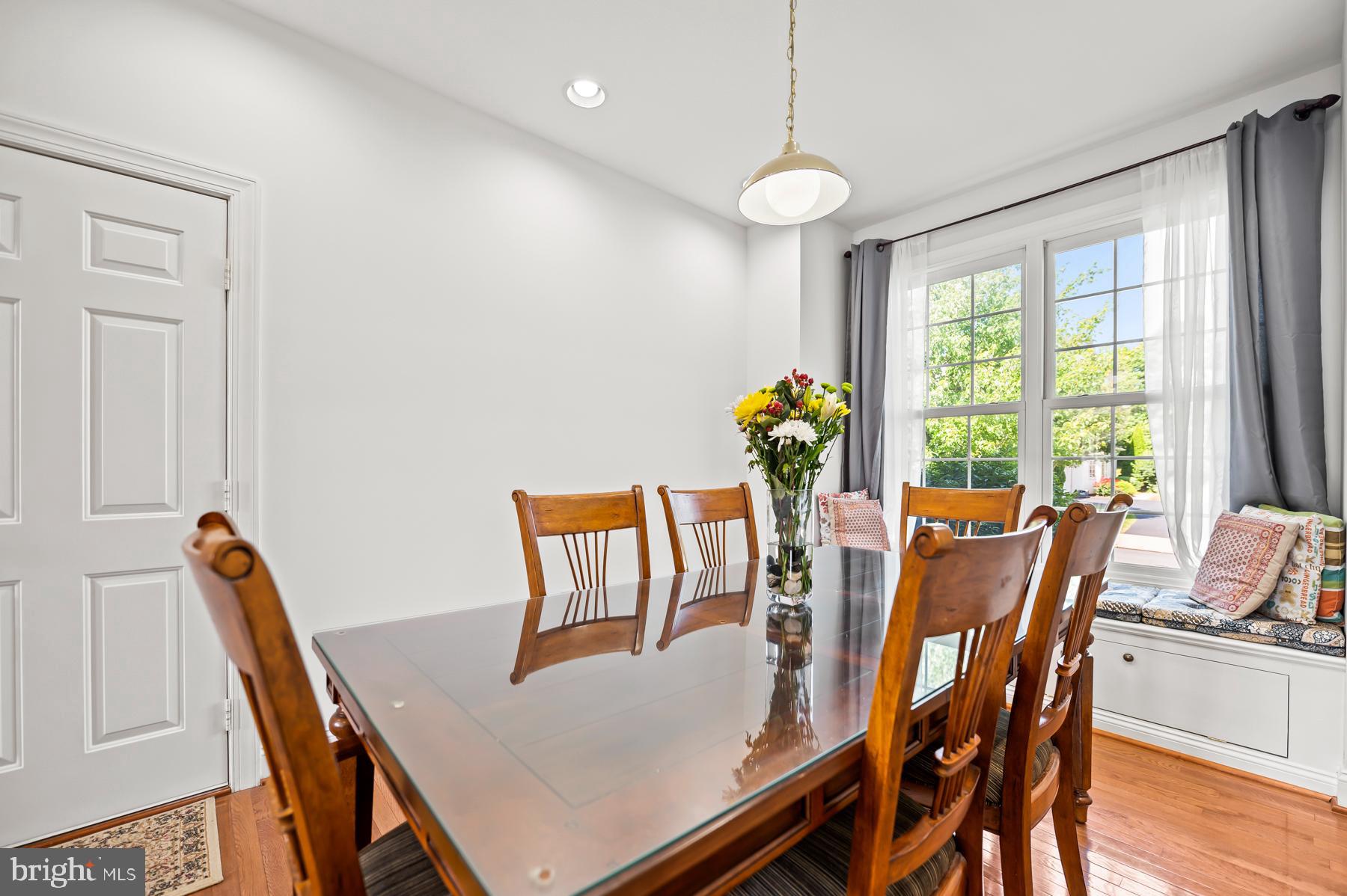 THE CHASE AT MALVE - Residential