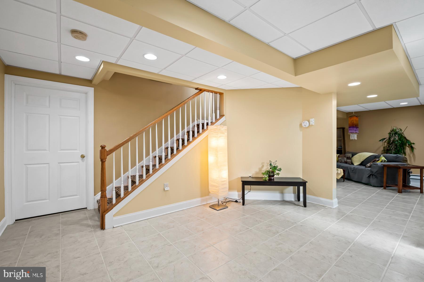 THE CHASE AT MALVE - Residential