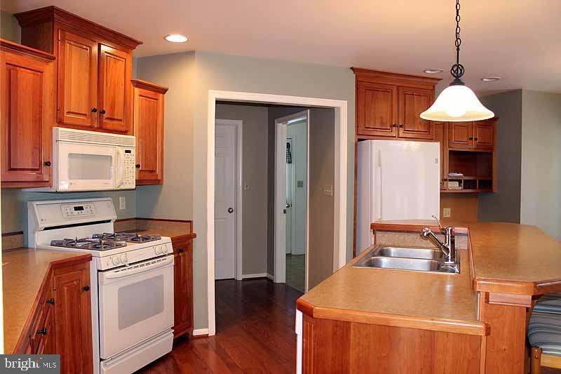 LINDENWOOD ESTATES - Residential