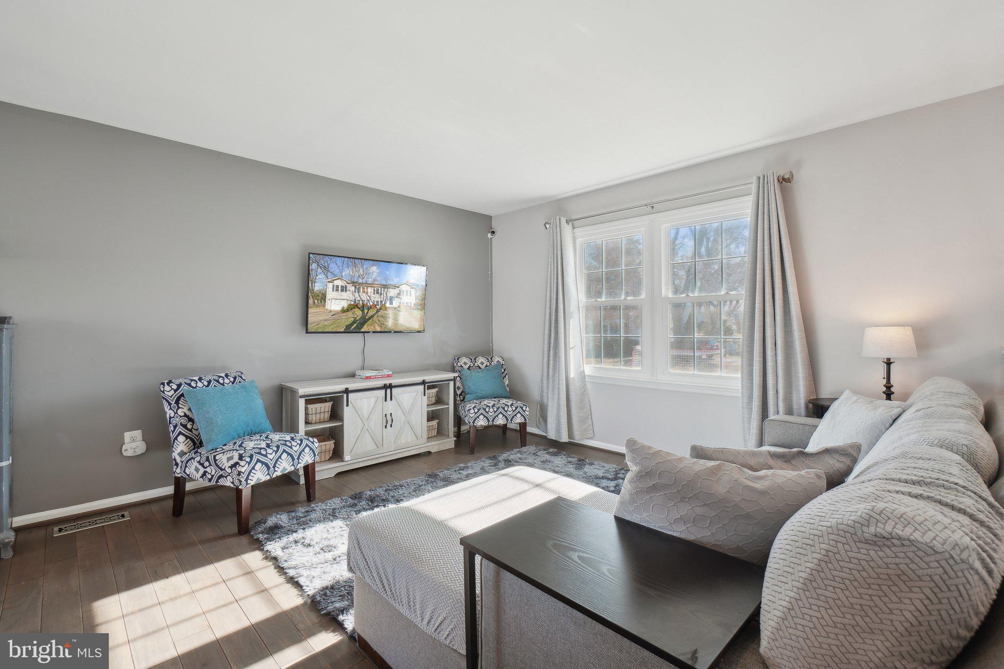 5622 POINT ROUNDTOP COURT