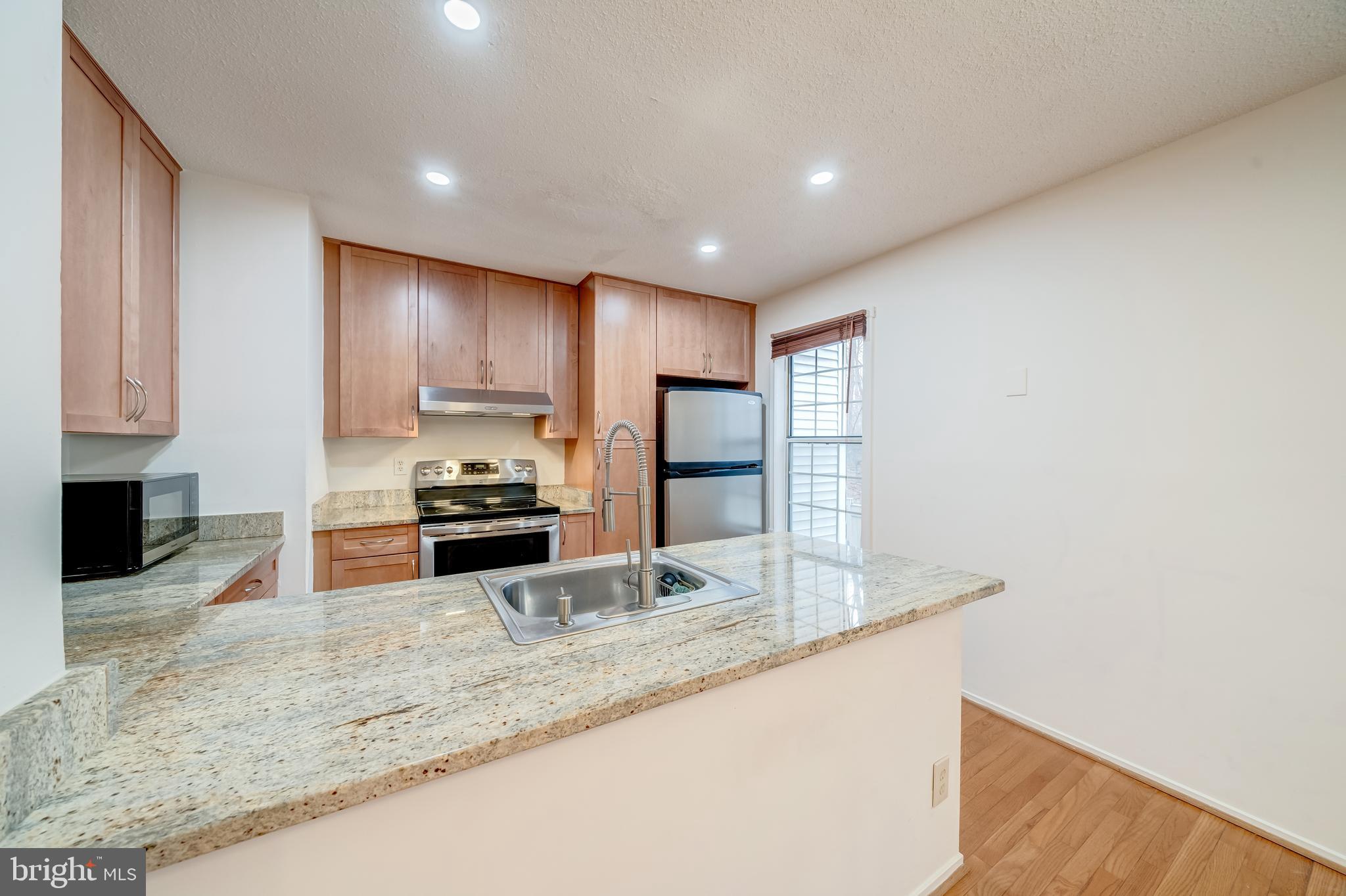 2350 BRANLEIGH PARK COURT