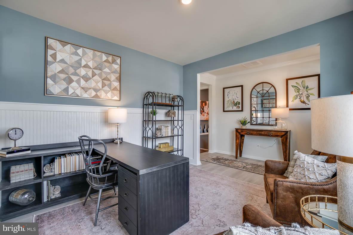 HIGH POINTE - Residential