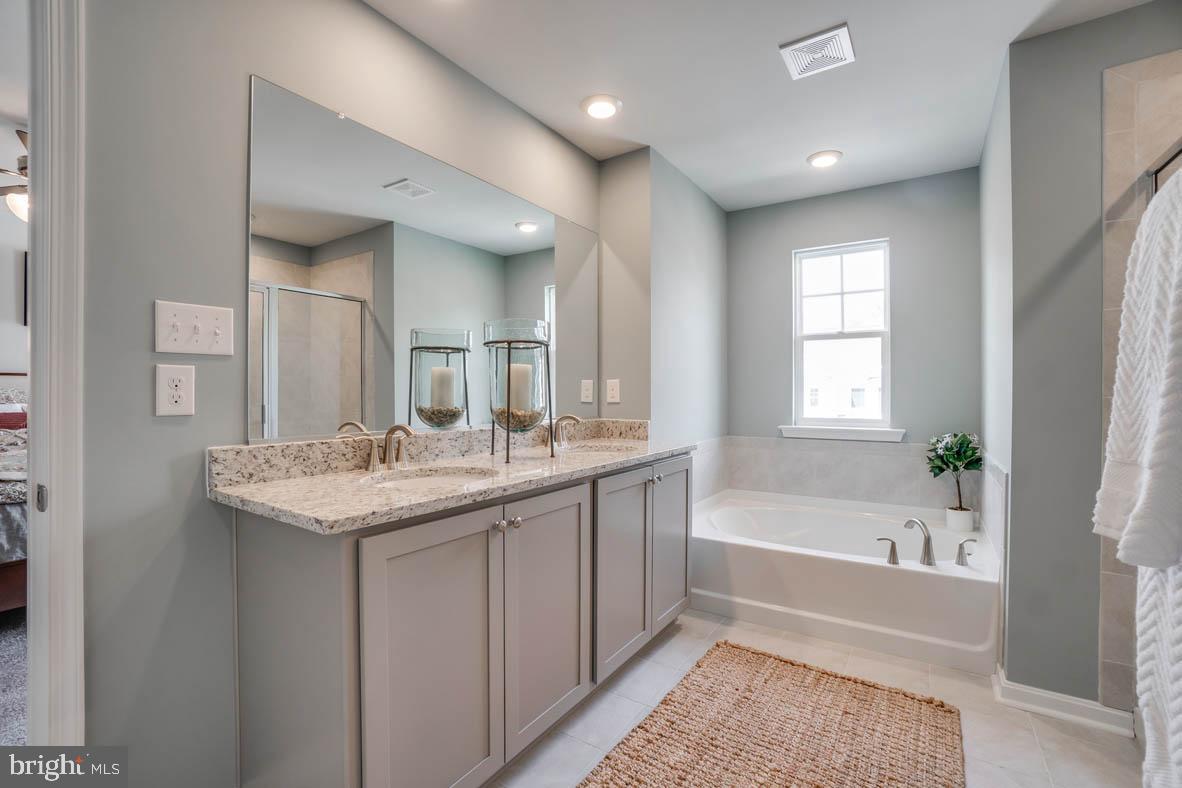 HIGH POINTE - Residential