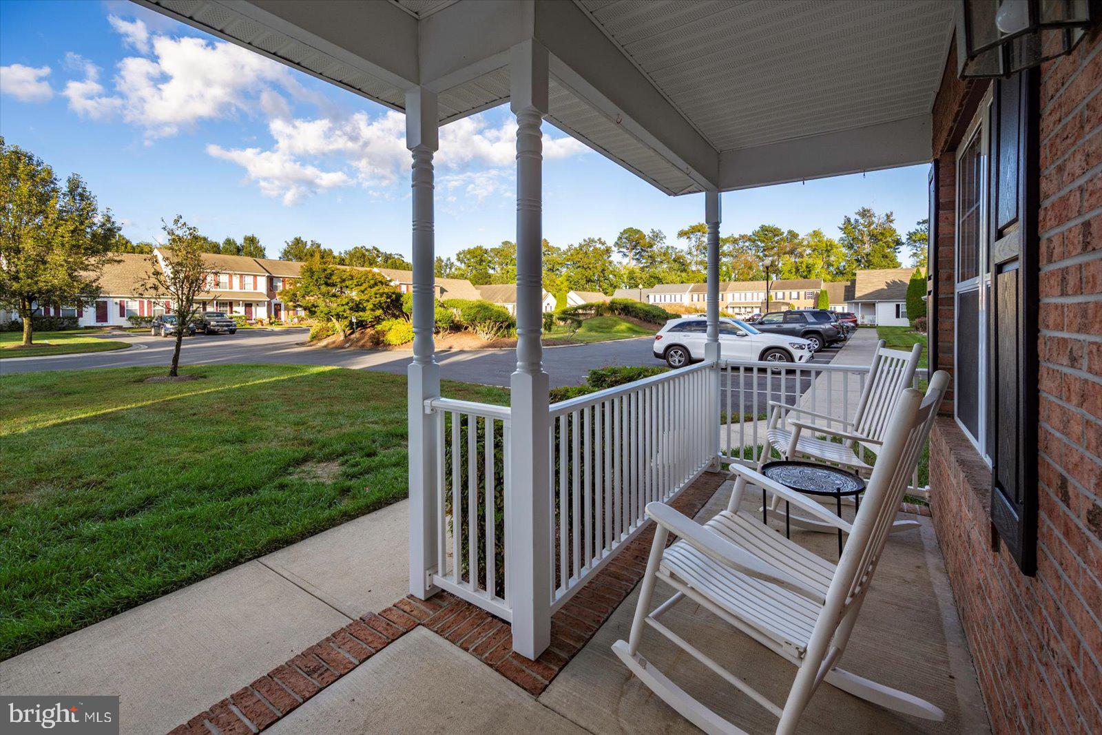 1000 SANDSTONE COURT