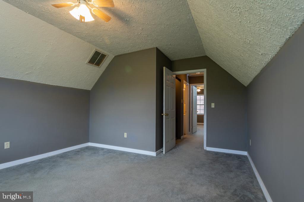 OGDEN FARM MEADOWS - Residential