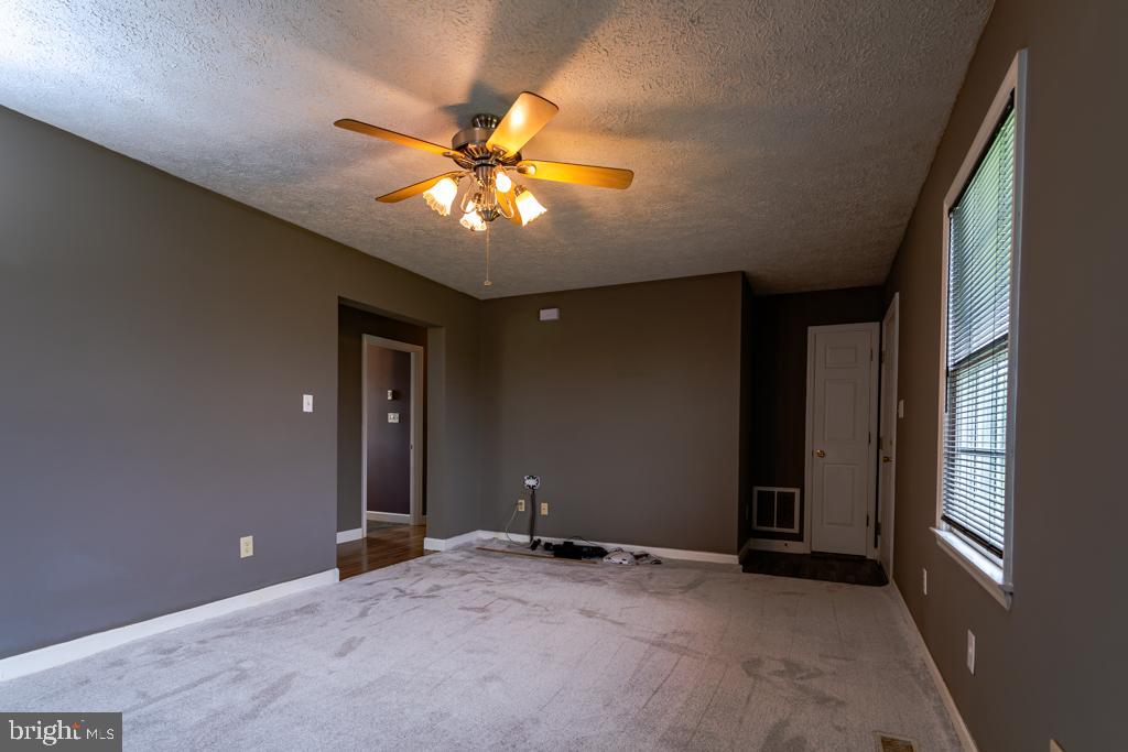 OGDEN FARM MEADOWS - Residential