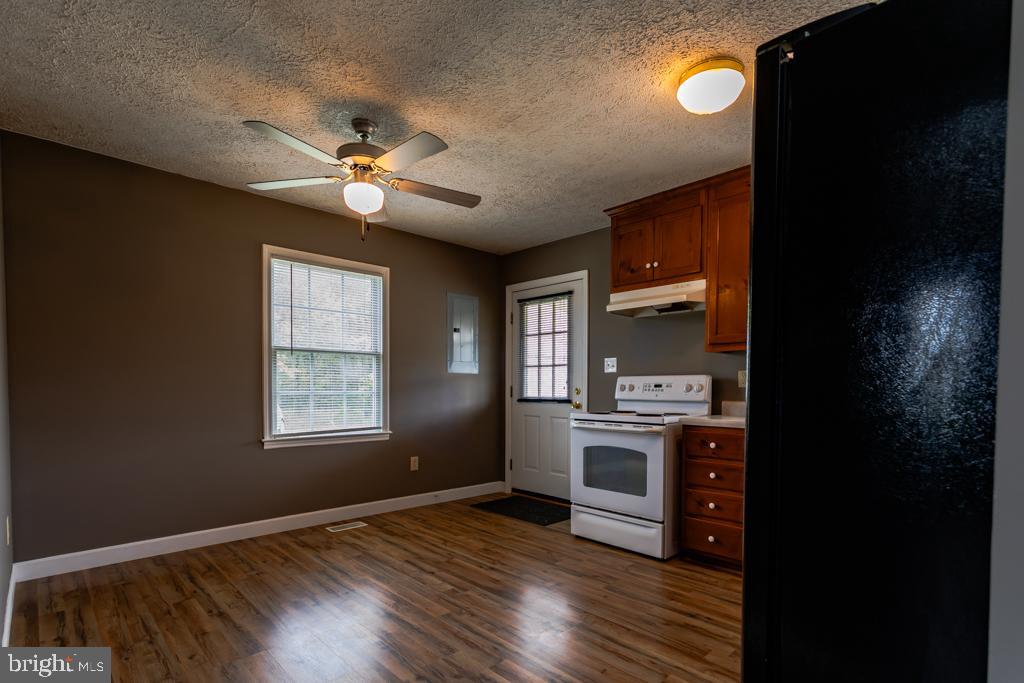 OGDEN FARM MEADOWS - Residential