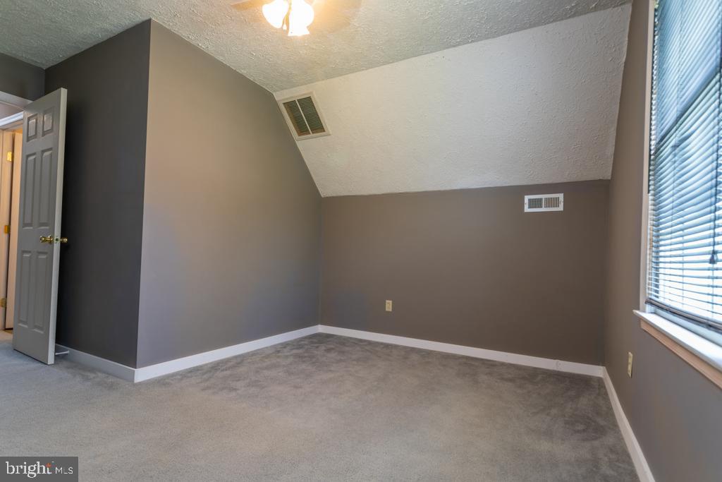 OGDEN FARM MEADOWS - Residential