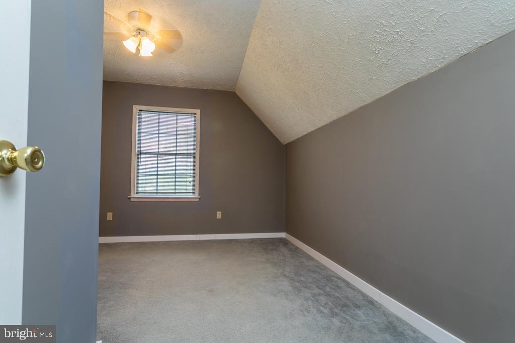 OGDEN FARM MEADOWS - Residential