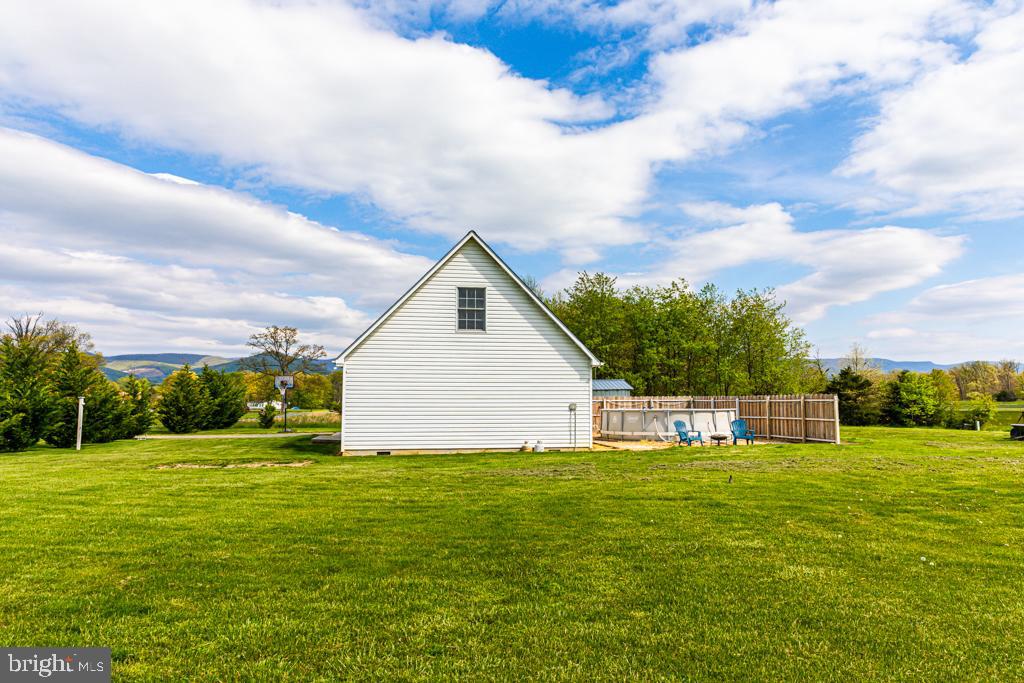 OGDEN FARM MEADOWS - Residential
