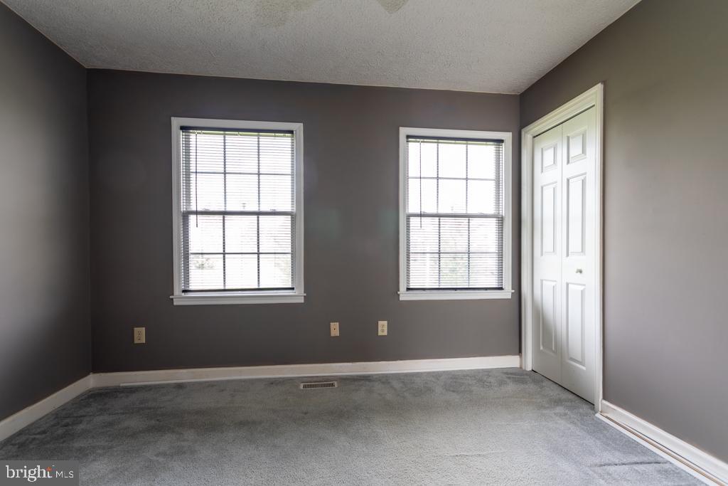 OGDEN FARM MEADOWS - Residential