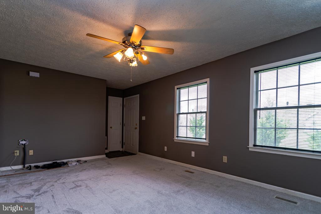 OGDEN FARM MEADOWS - Residential