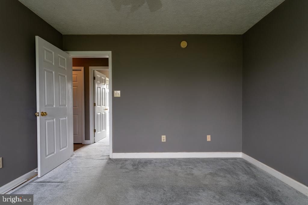 OGDEN FARM MEADOWS - Residential