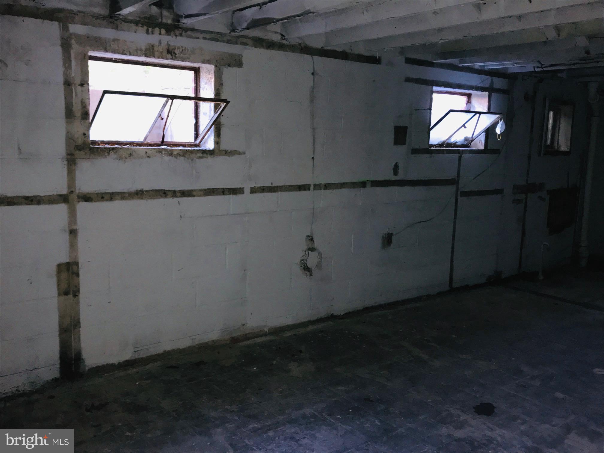 GREEN SPRING VALLEY - Residential