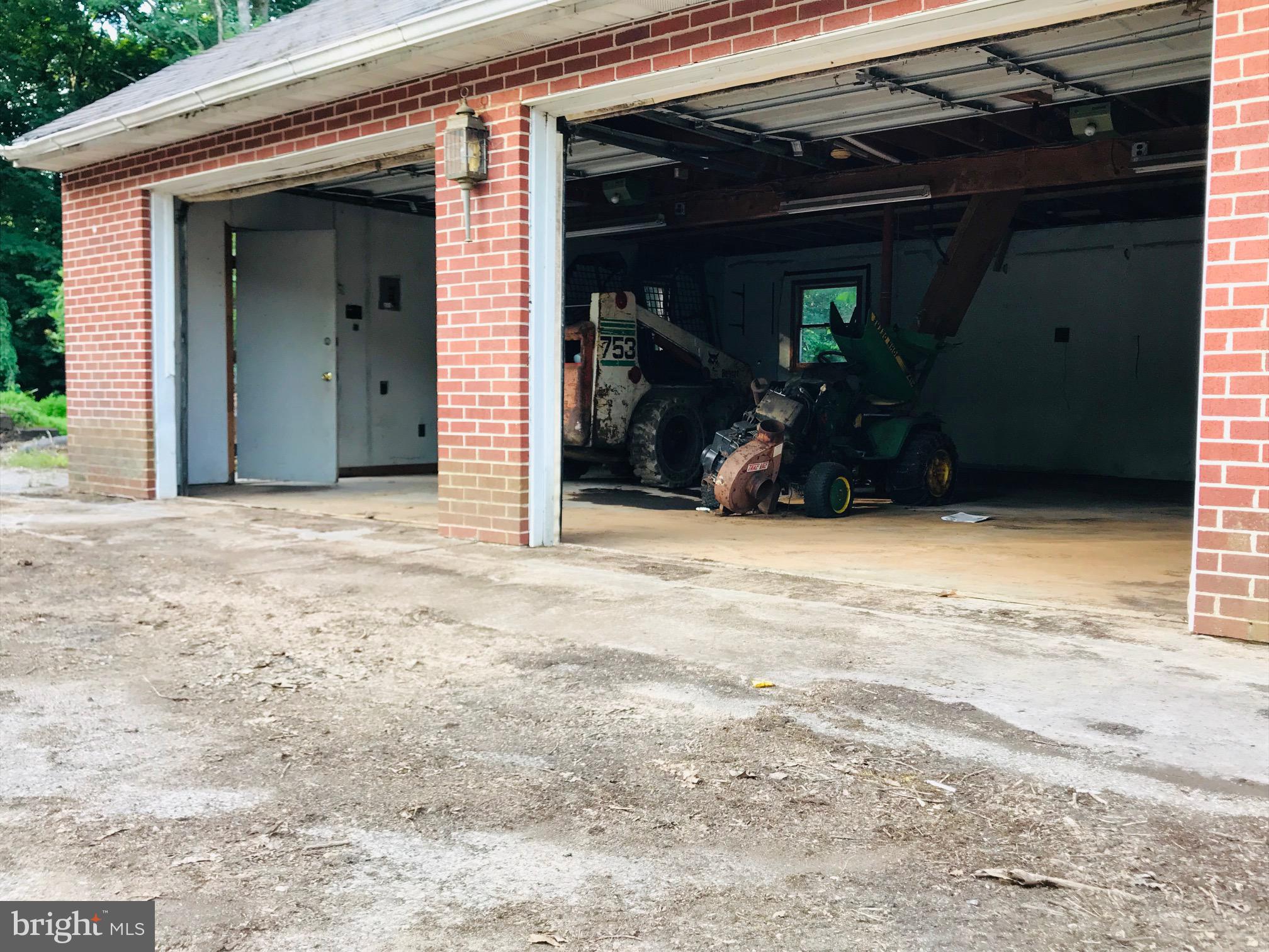 GREEN SPRING VALLEY - Residential