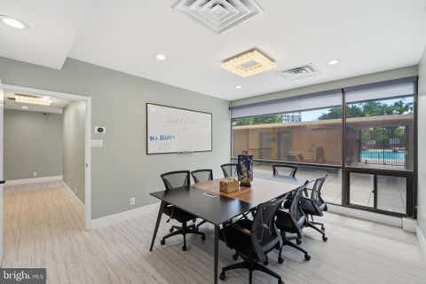 Photo of 6800 Fleetwood Road #102, MCLEAN, VA 22101 (MLS # VAFX2323946)