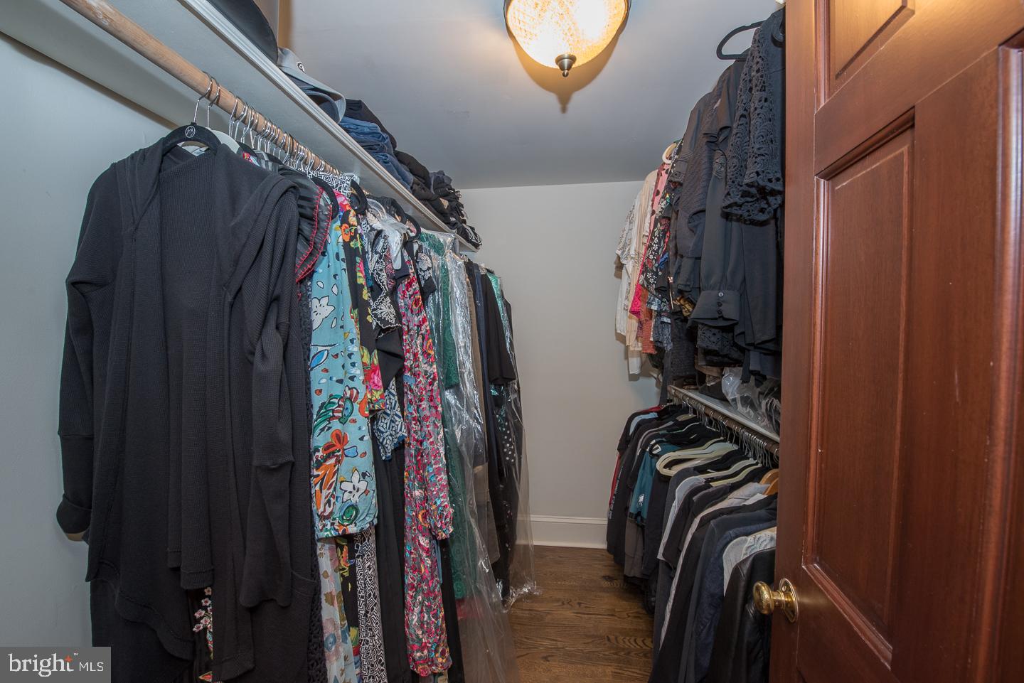 FAIRMOUNT - Residential