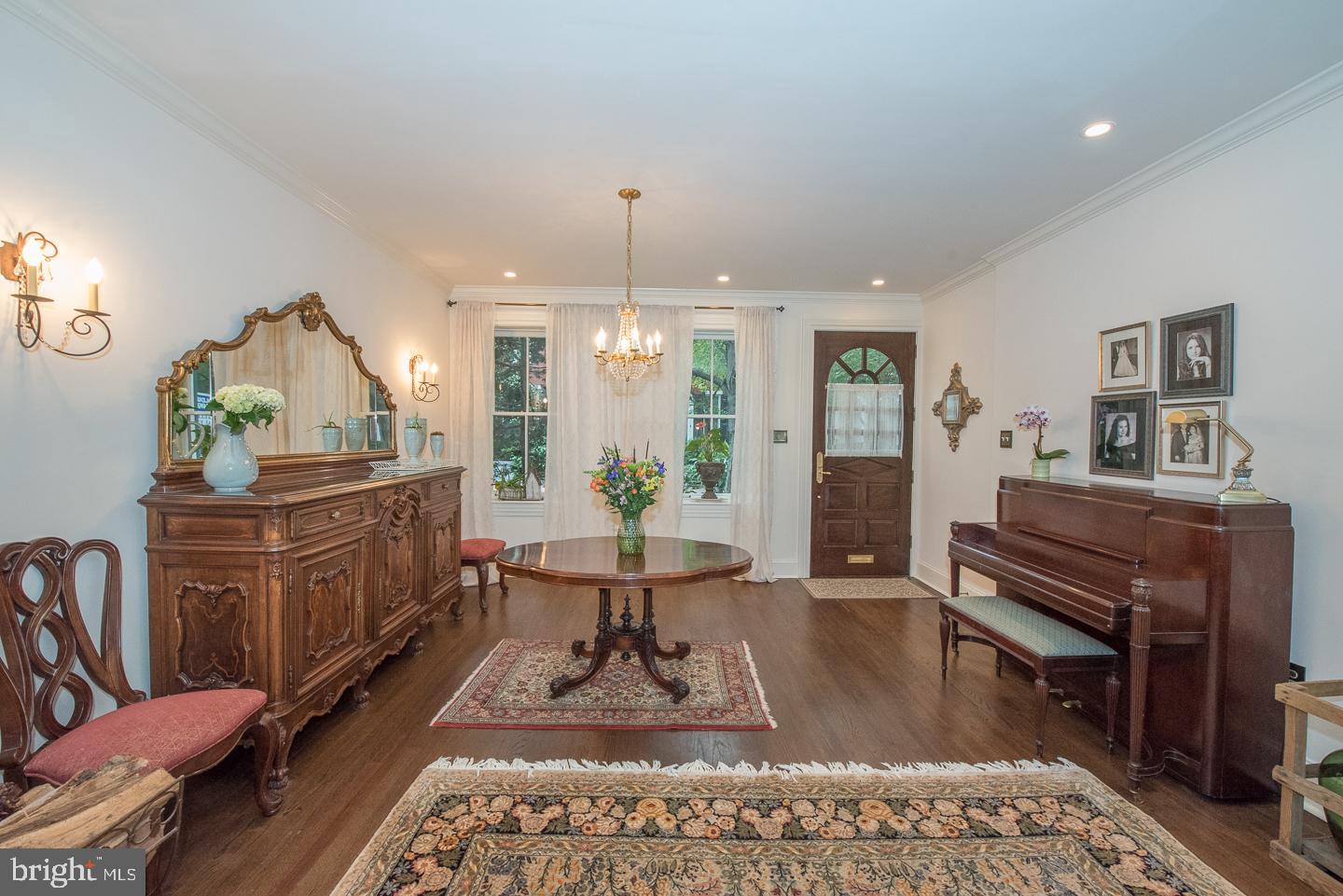 FAIRMOUNT - Residential