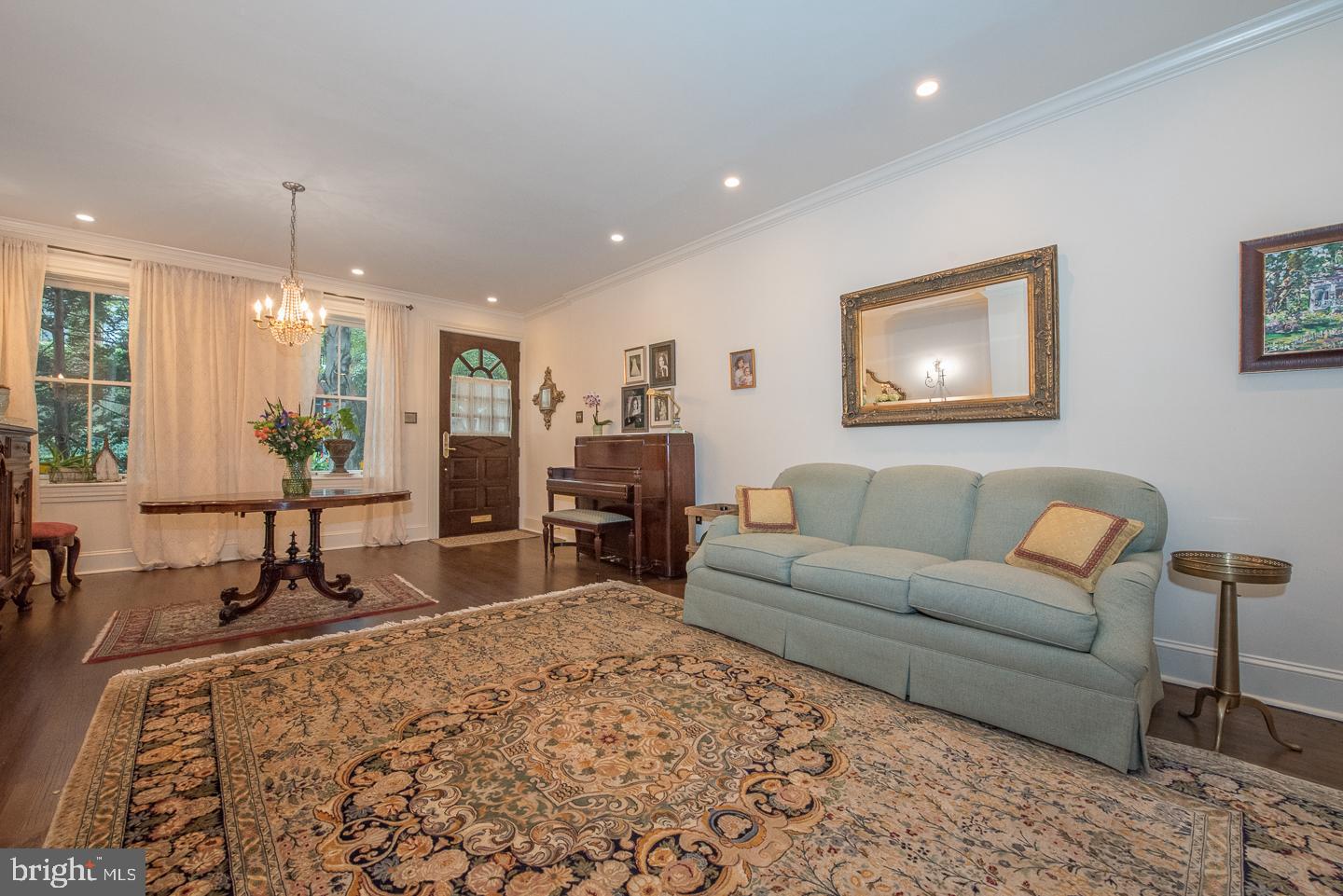 FAIRMOUNT - Residential