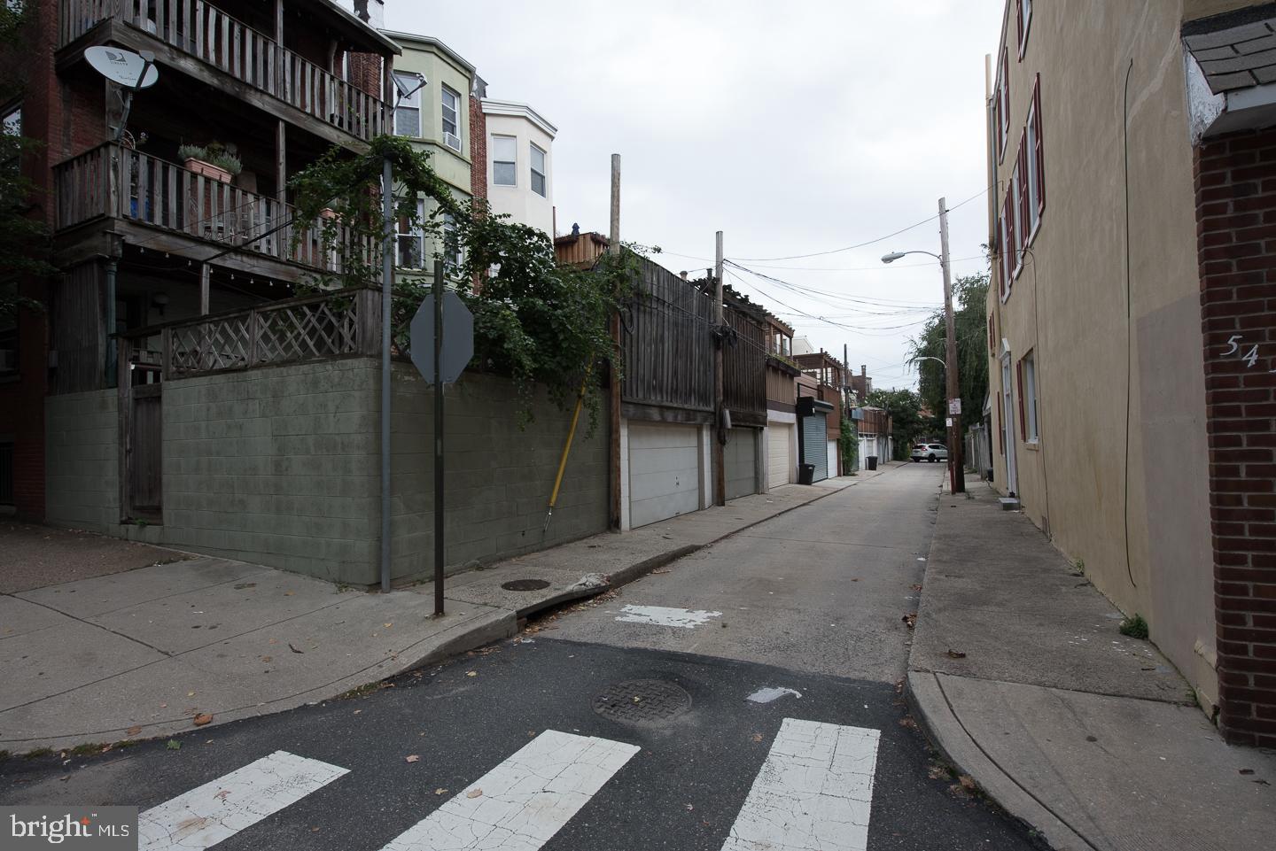 FAIRMOUNT - Residential