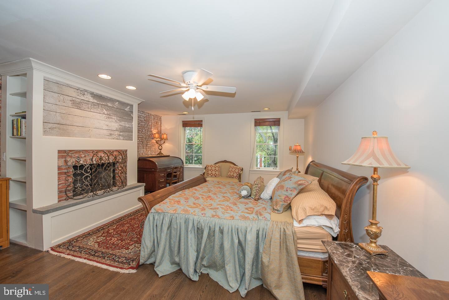 FAIRMOUNT - Residential