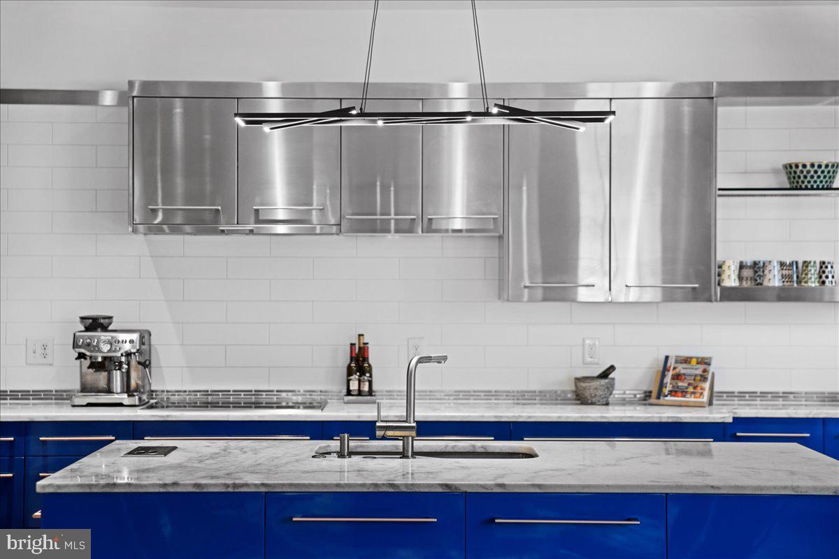 NEWTOWN STATION - Residential