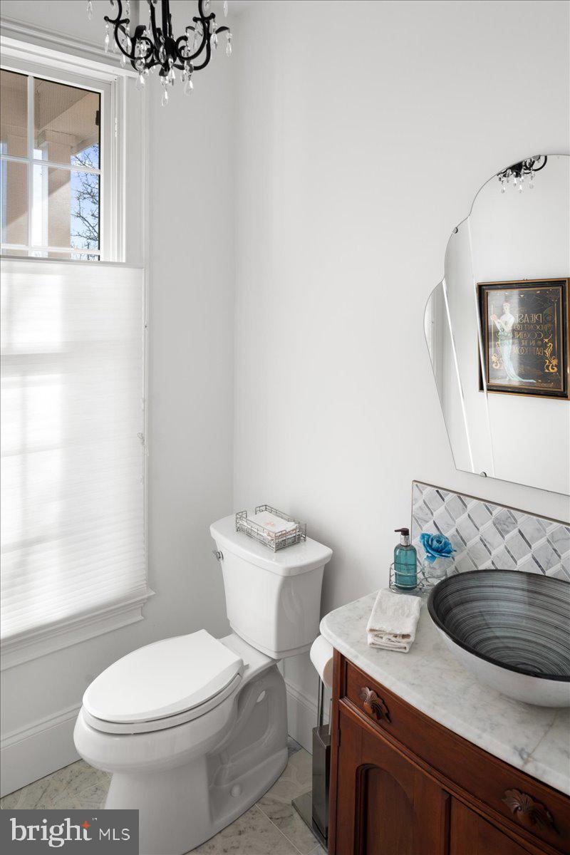 NEWTOWN STATION - Residential