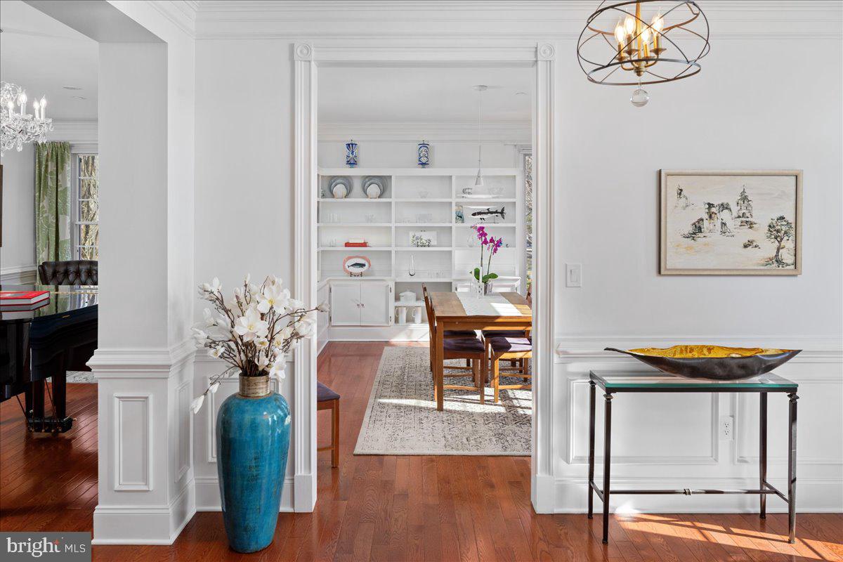 NEWTOWN STATION - Residential