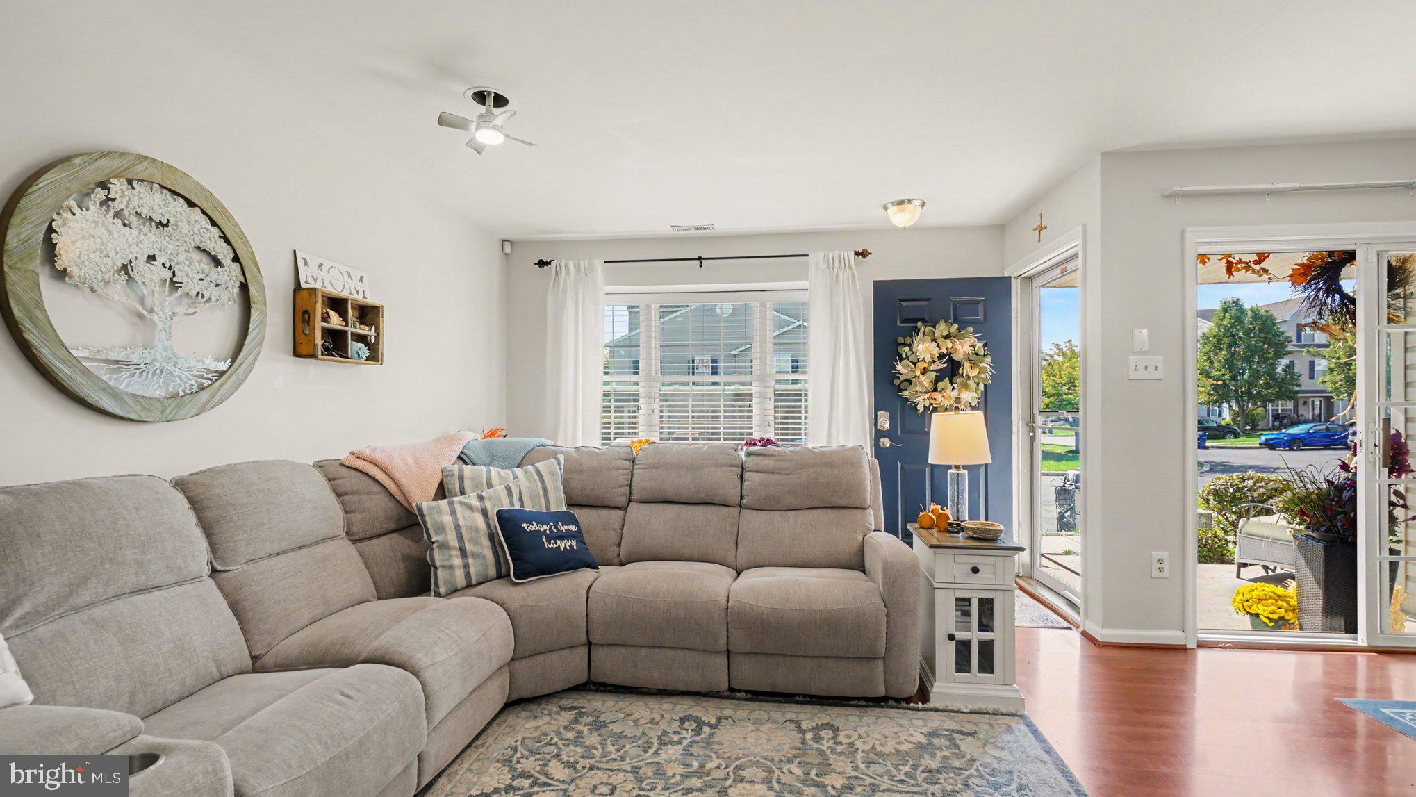 5406 DRAWBRIDGE COURT