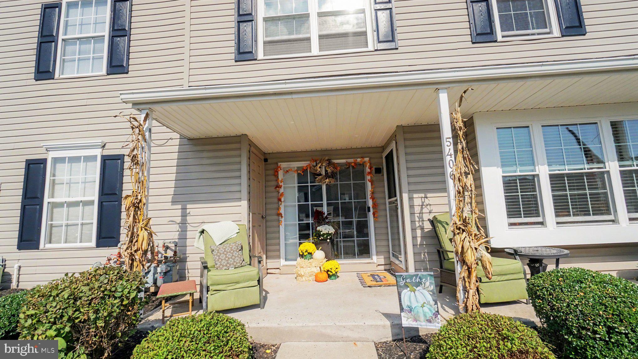 5406 DRAWBRIDGE COURT