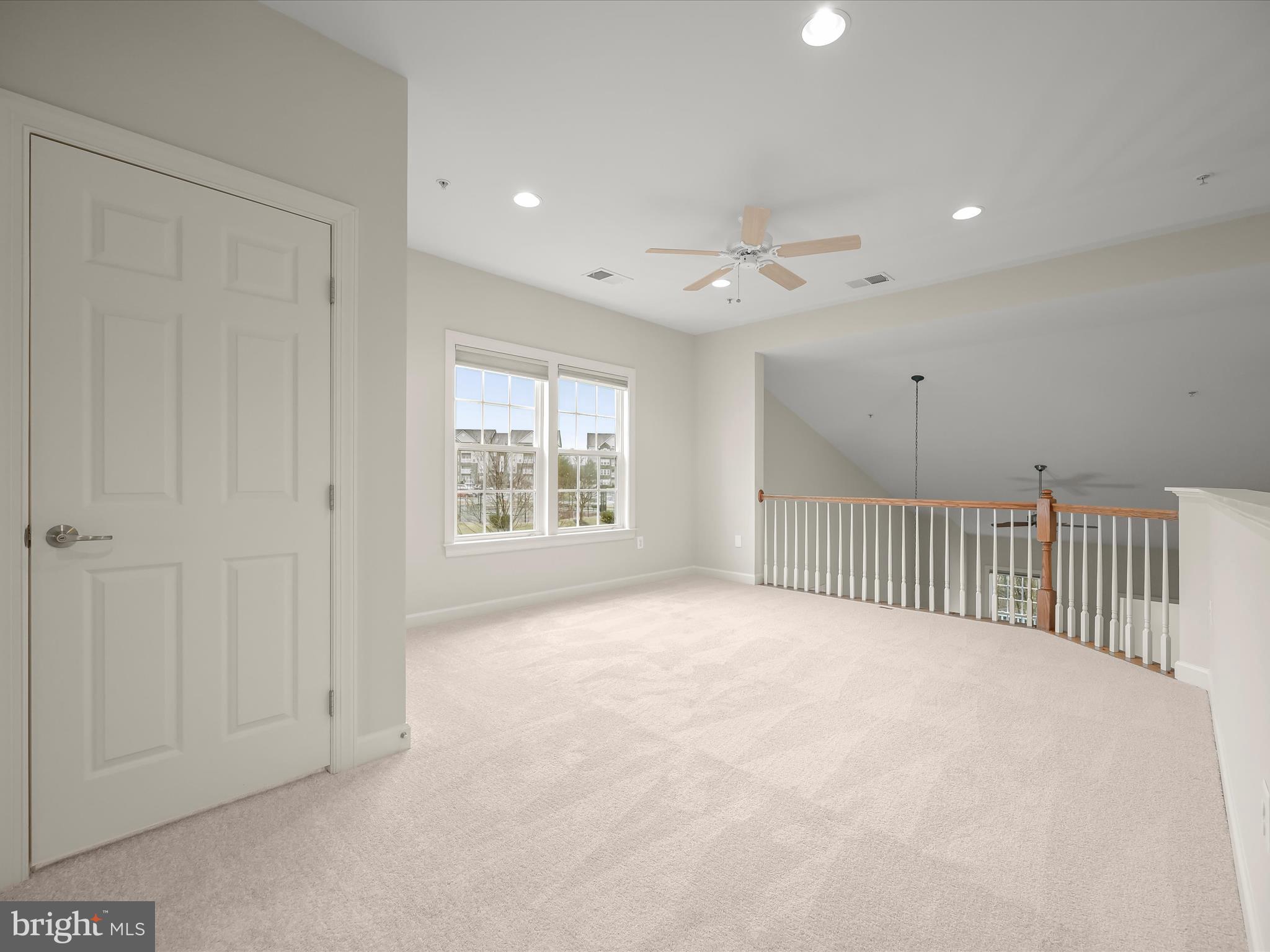 COURTYARDS AT WAVERLY WOODS EAST - Residential