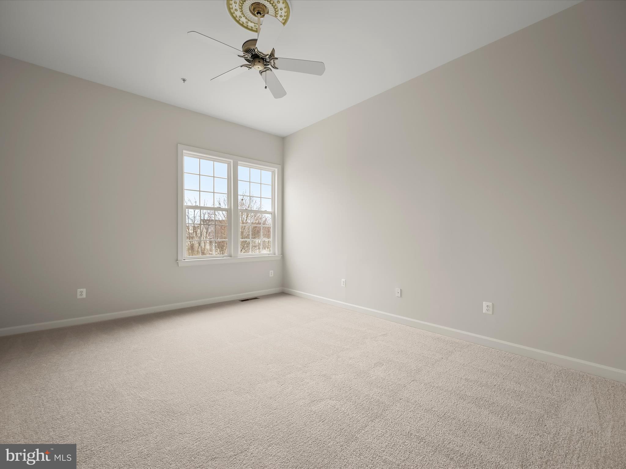 COURTYARDS AT WAVERLY WOODS EAST - Residential