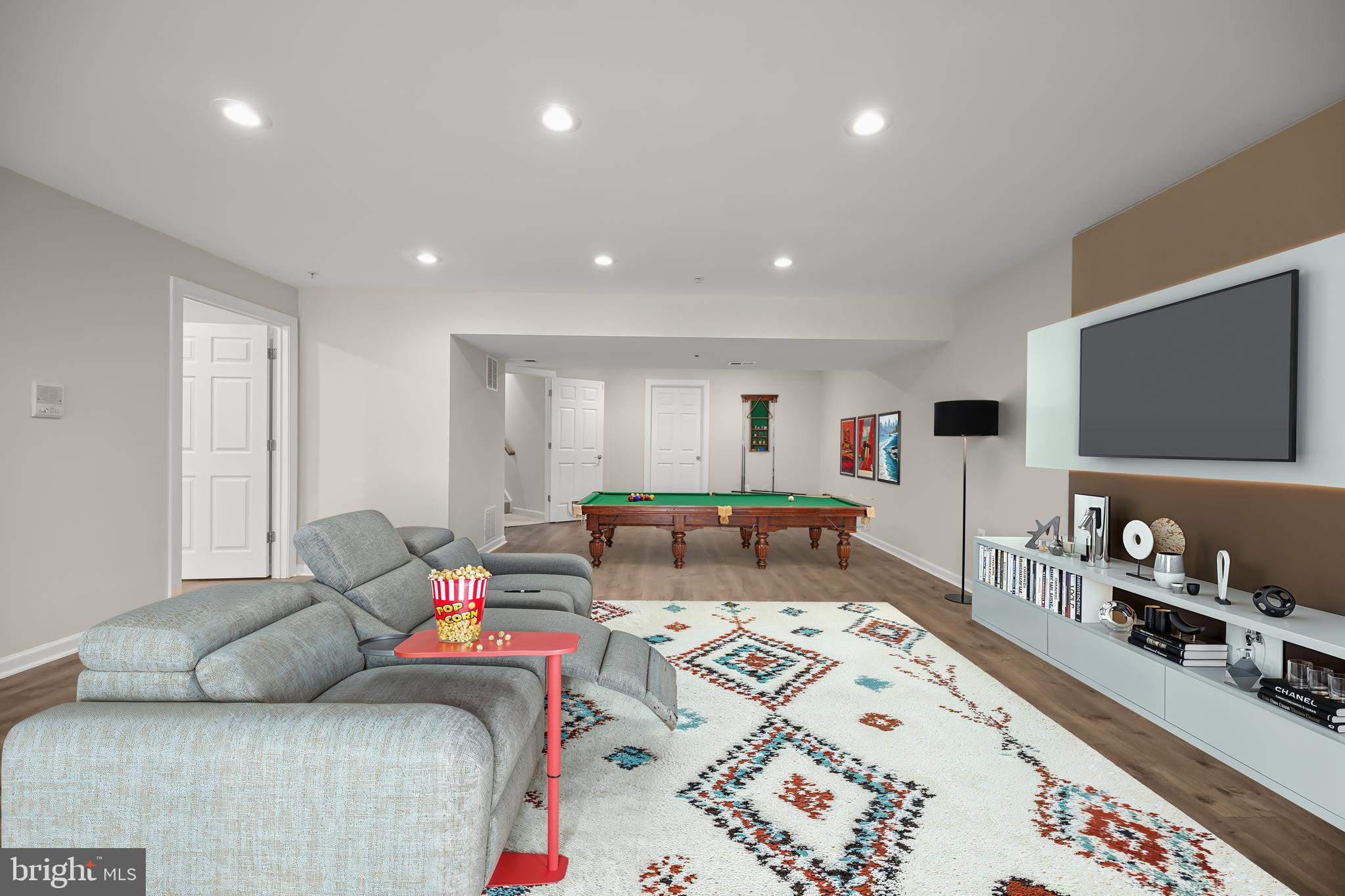 COURTYARDS AT WAVERLY WOODS EAST - Residential