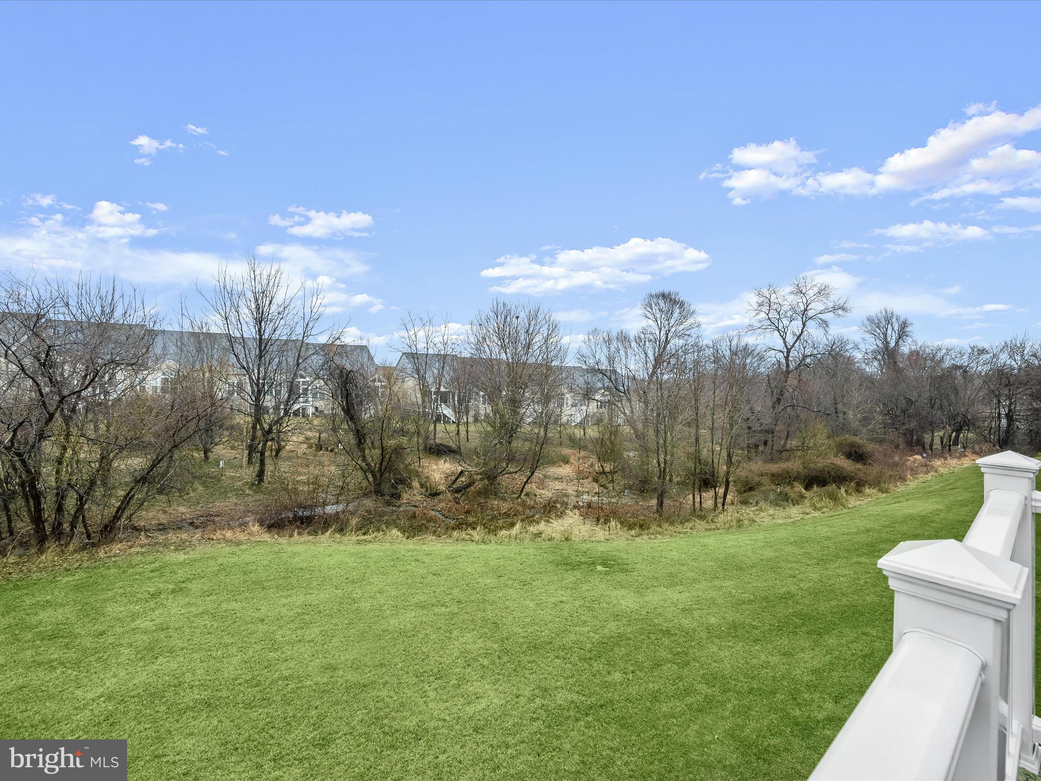 COURTYARDS AT WAVERLY WOODS EAST - Residential