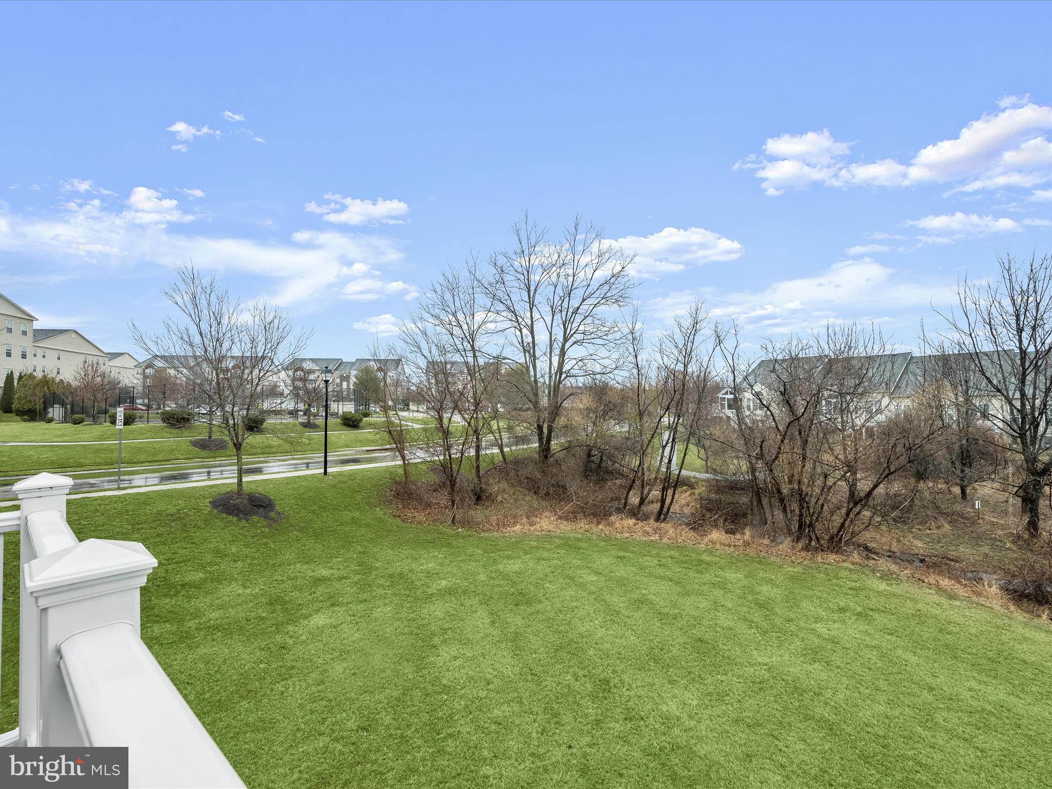 COURTYARDS AT WAVERLY WOODS EAST - Residential