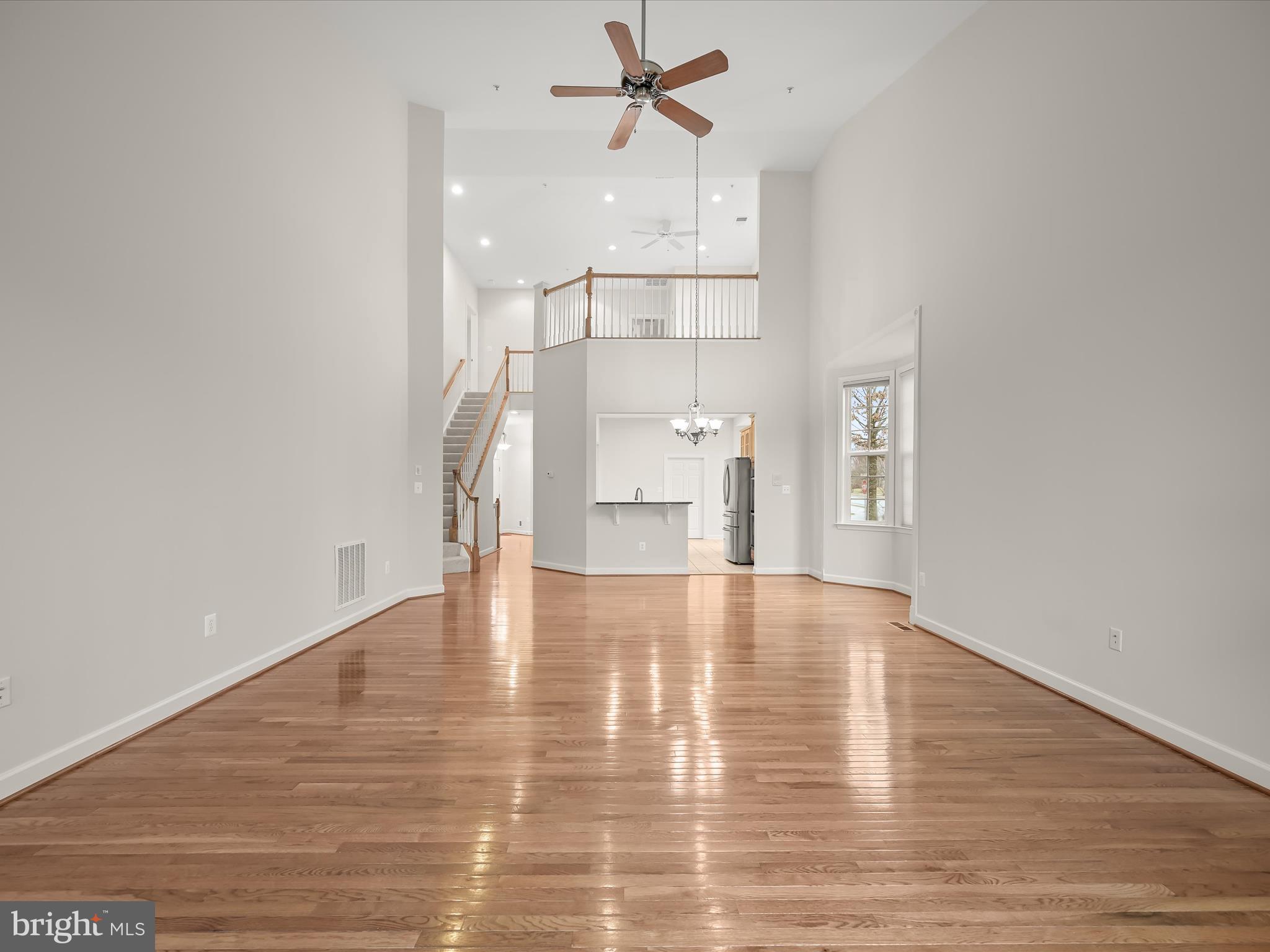 COURTYARDS AT WAVERLY WOODS EAST - Residential