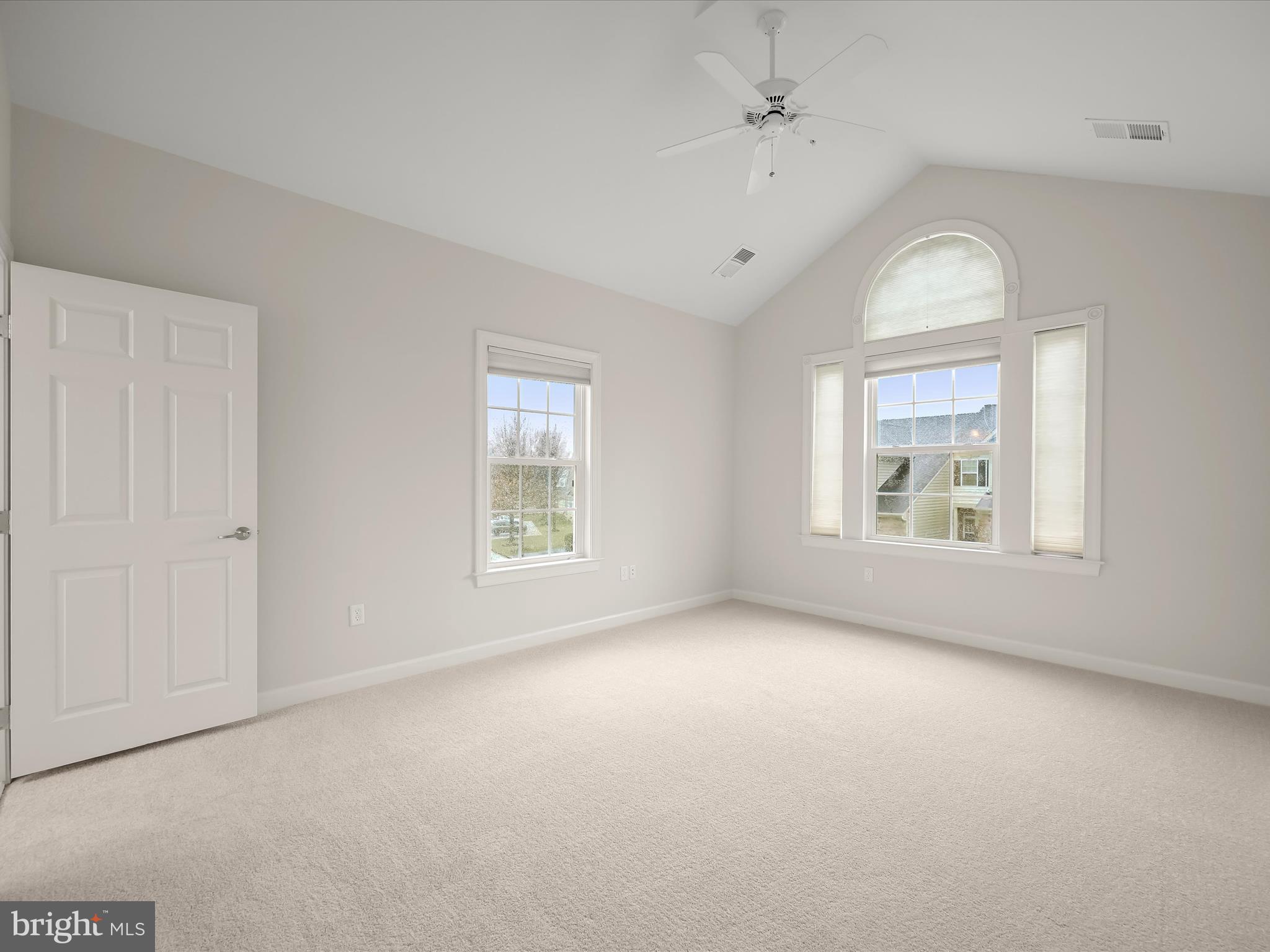 COURTYARDS AT WAVERLY WOODS EAST - Residential