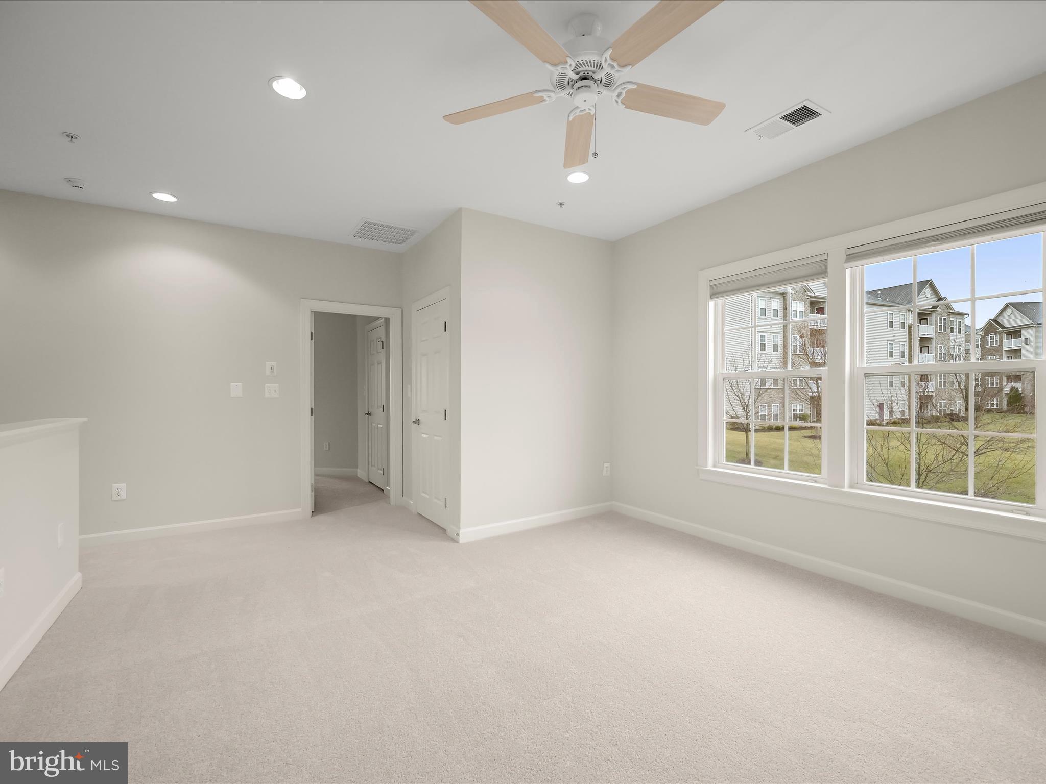 COURTYARDS AT WAVERLY WOODS EAST - Residential