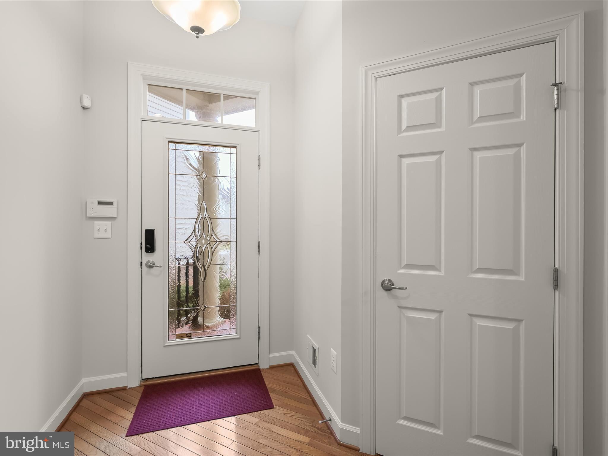 COURTYARDS AT WAVERLY WOODS EAST - Residential