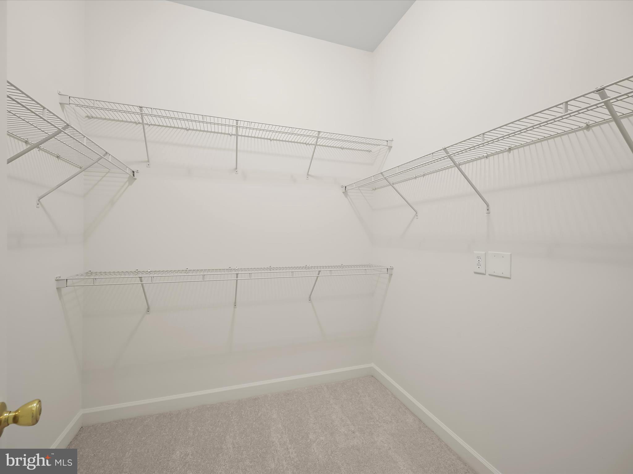 COURTYARDS AT WAVERLY WOODS EAST - Residential