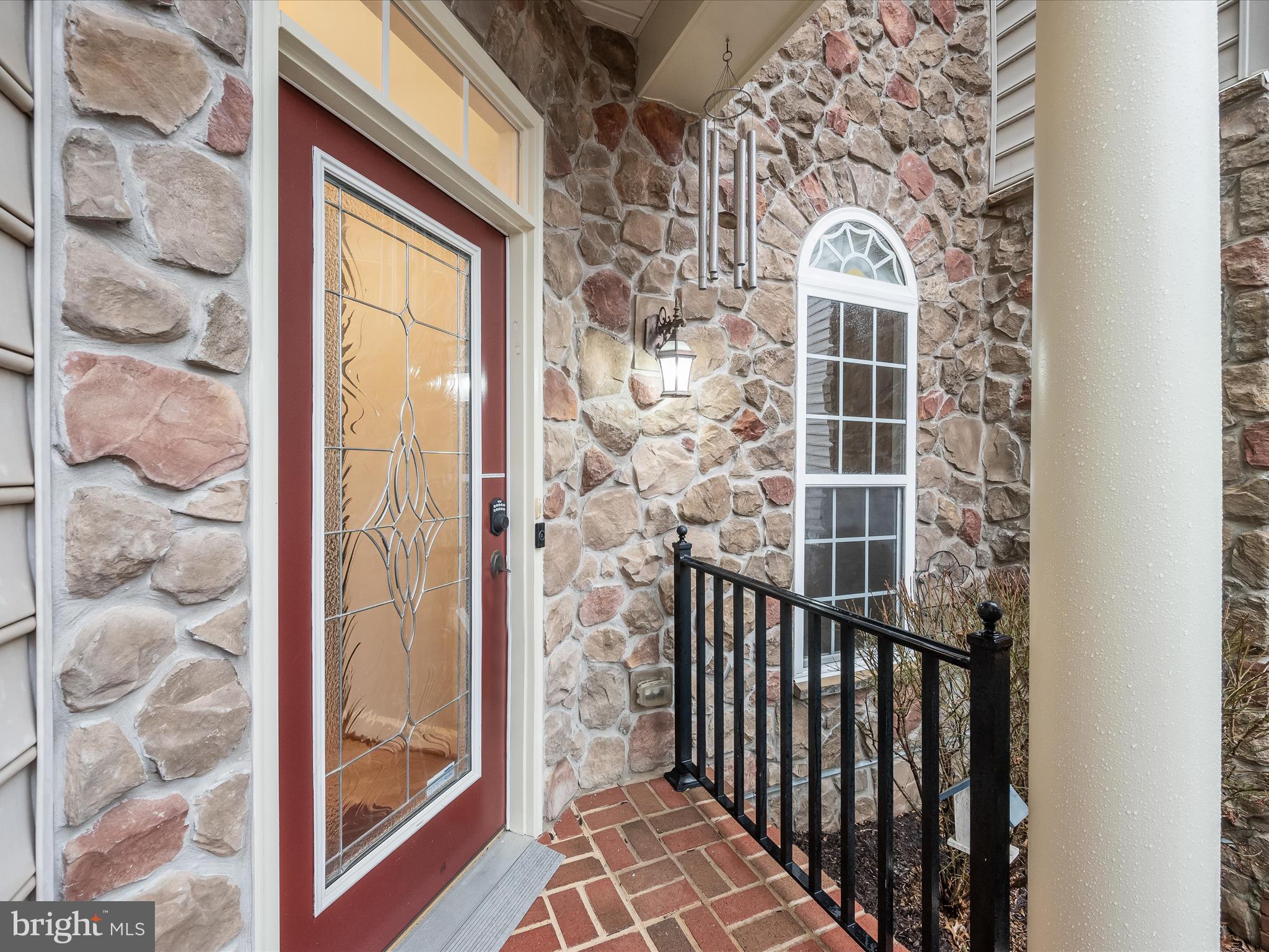 COURTYARDS AT WAVERLY WOODS EAST - Residential