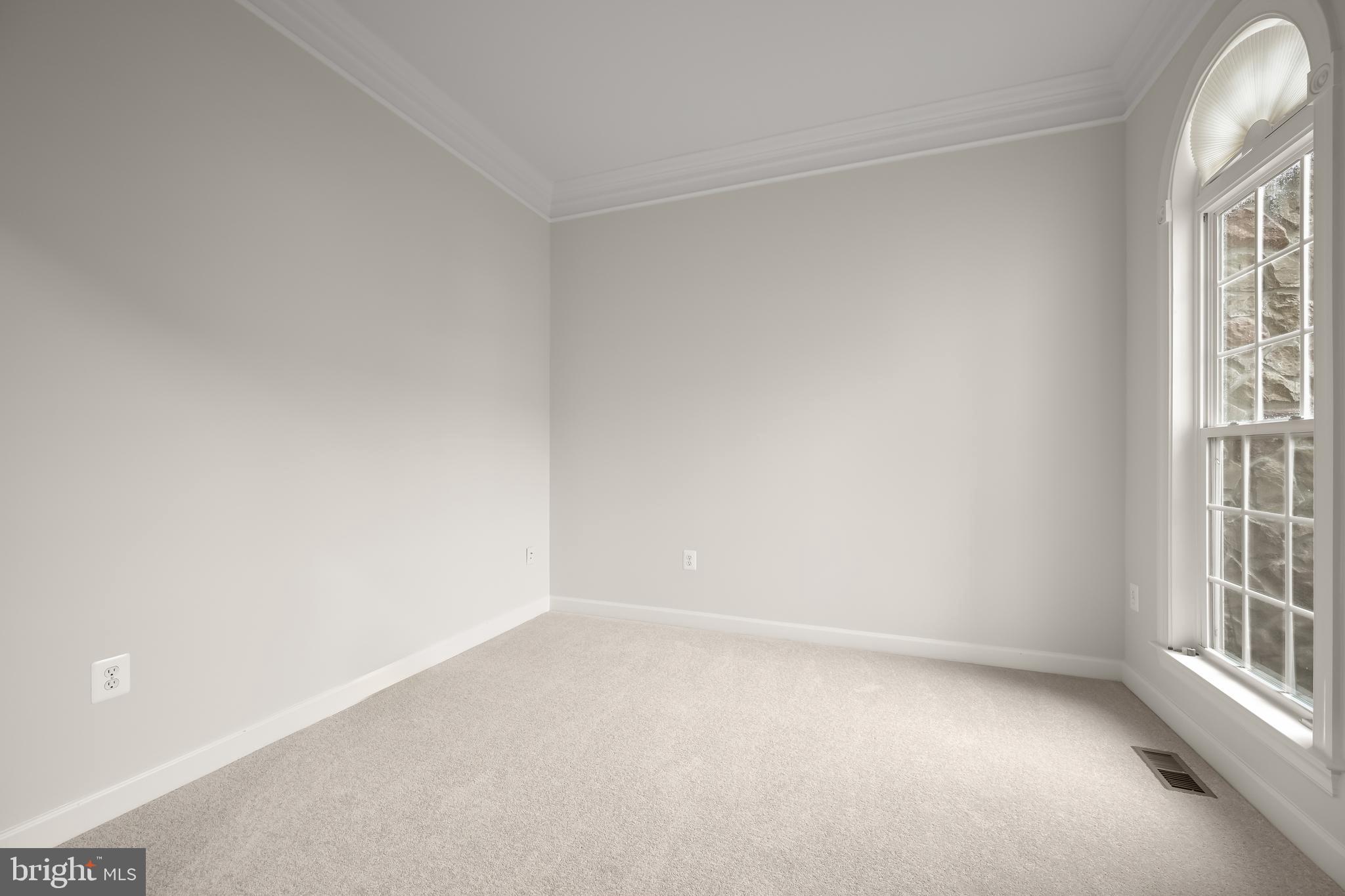 COURTYARDS AT WAVERLY WOODS EAST - Residential