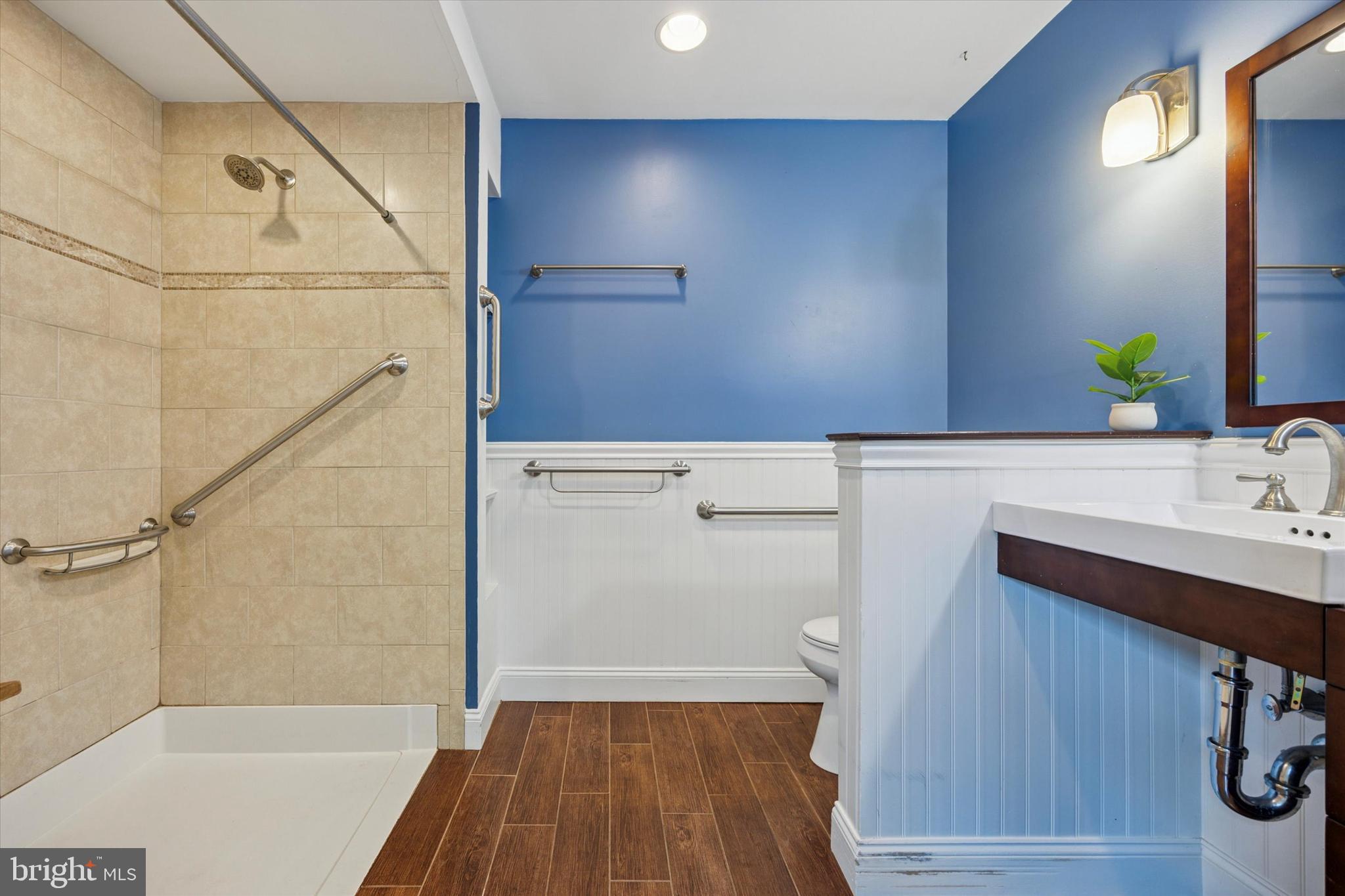 SWARTHMORE - Residential